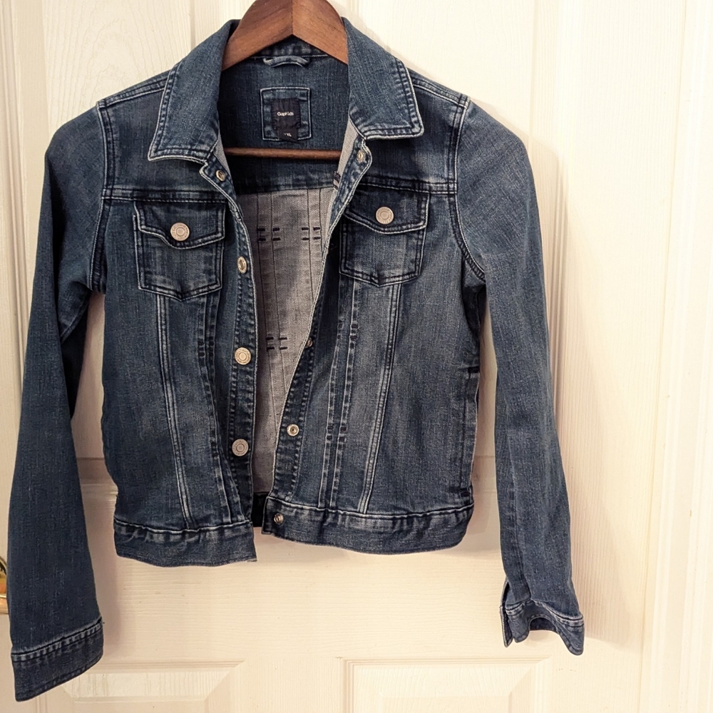 Girls 1969 Gap Super Soft Denim Jacket